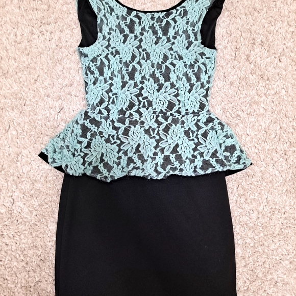 Charlotte Russe Dresses & Skirts - Charlotte Russe Dress. Size small